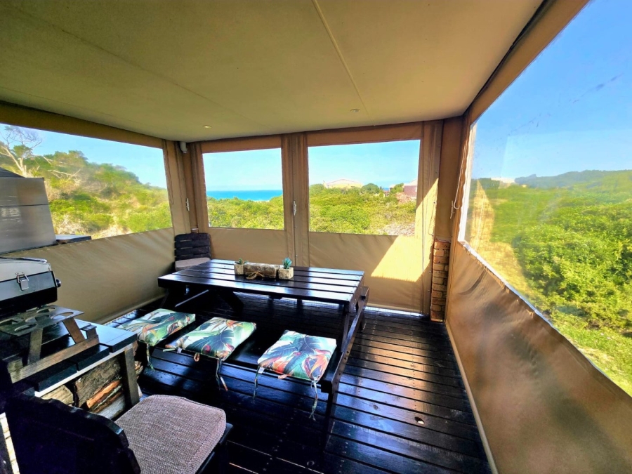 4 Bedroom Property for Sale in Paradise Beach Eastern Cape